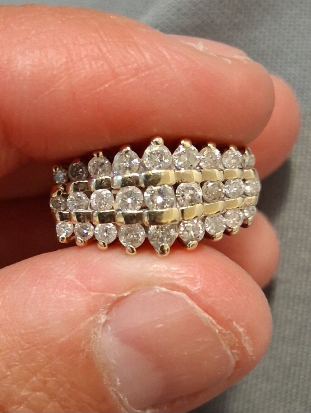 Yellow Gold Cluster Diamond Band - 10k Round Brilliant 1.10 ctw Ring Size 7 - Picture 5 of 9